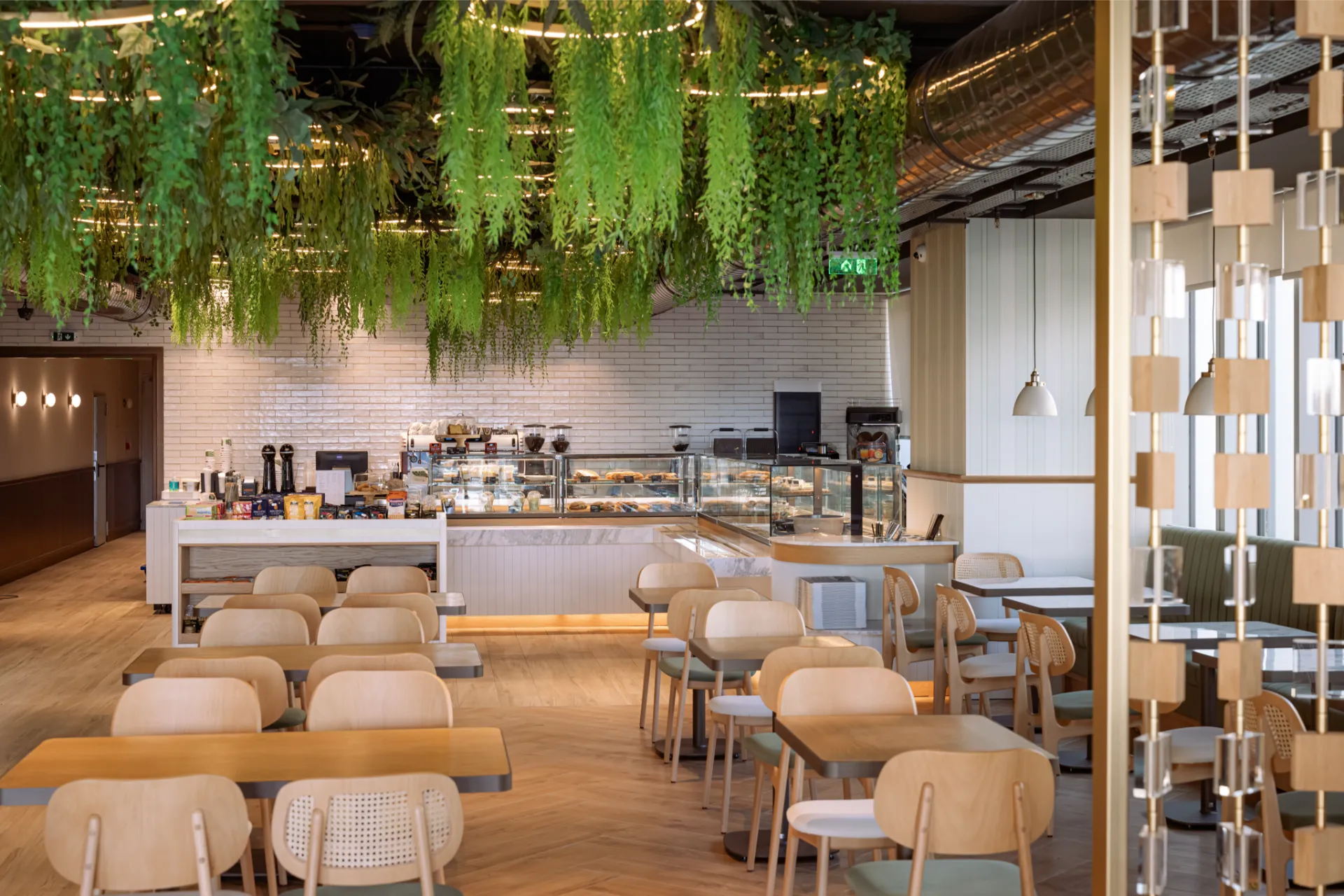 Nice n Easy Cafe